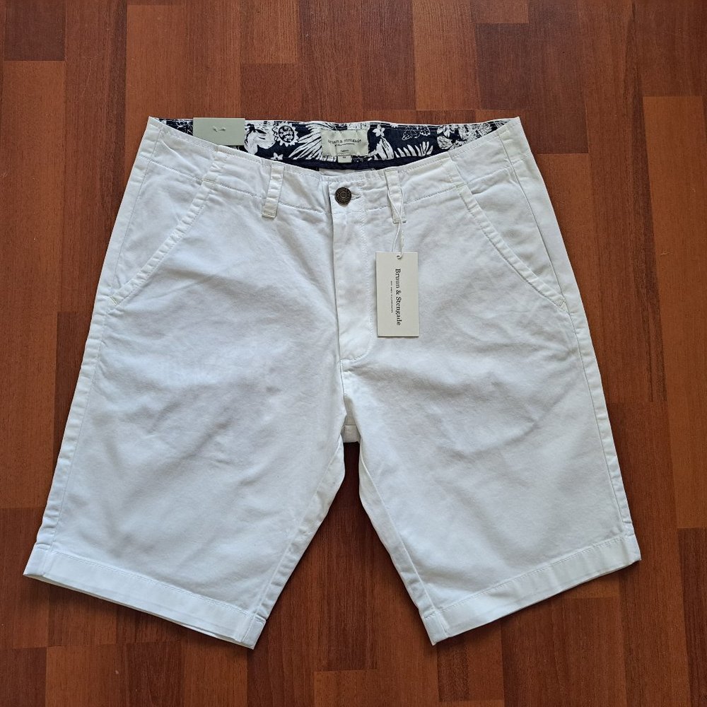 New Bruun & Stengade Men's White Floral Shorts Size 31
